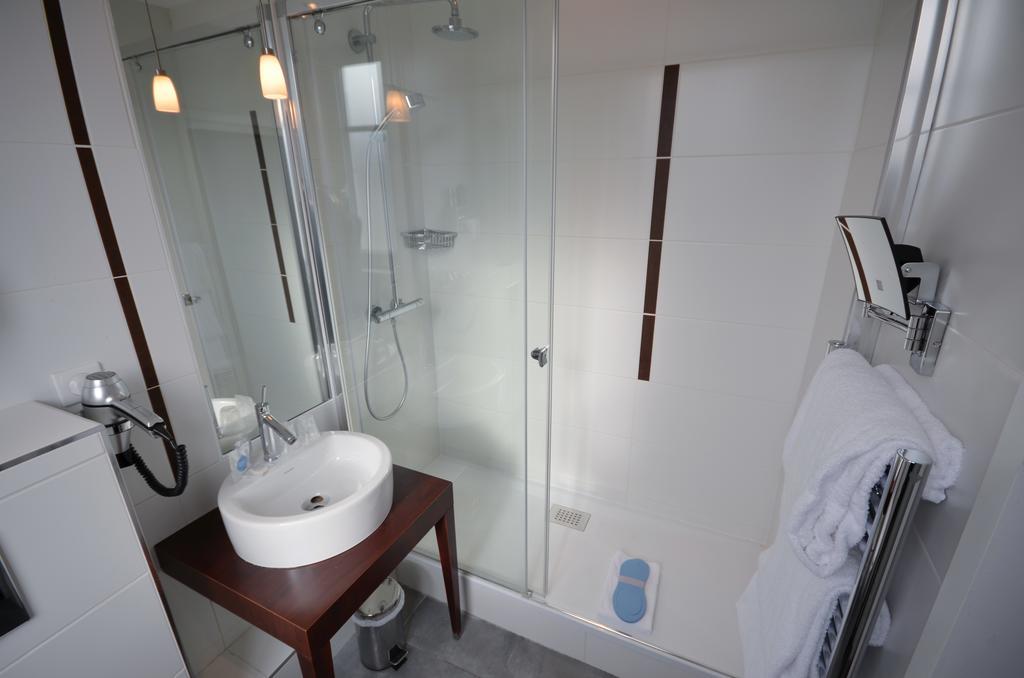 Familiekamer met 2 Queensize Bedden - Rookvrij